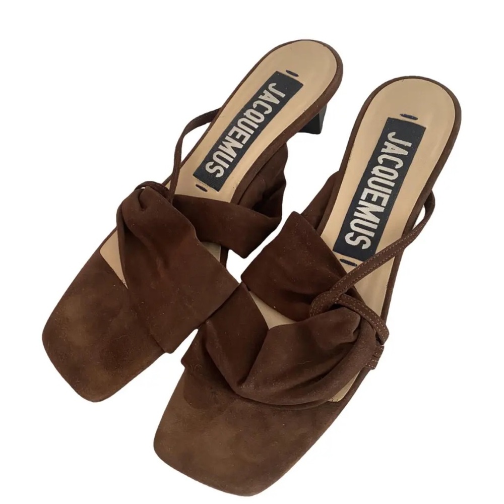 Jacquemus Leao Brown suede slide sandals